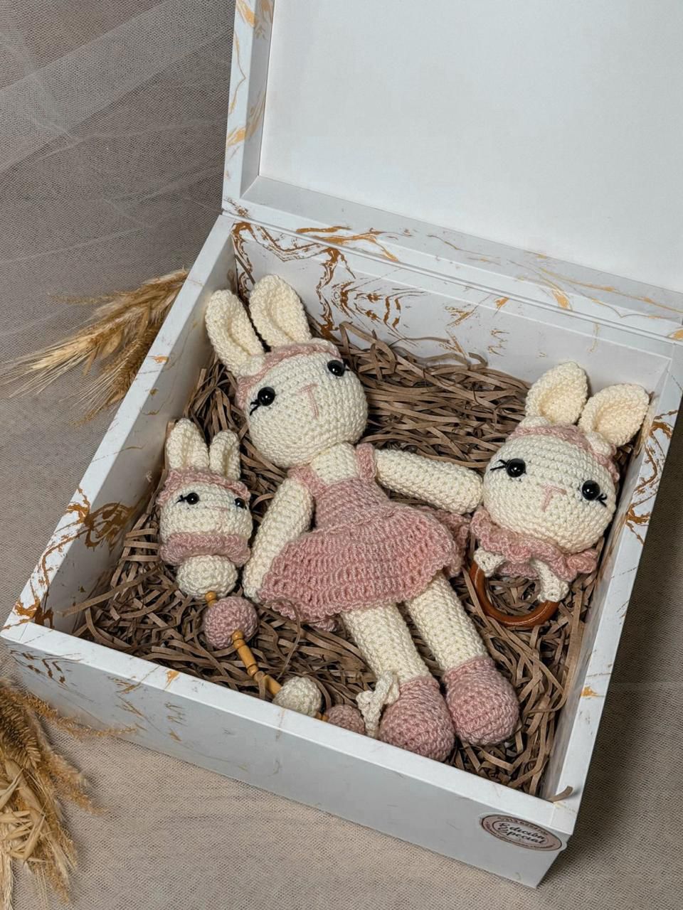 Caja de Regalo Amigurumi Coneja