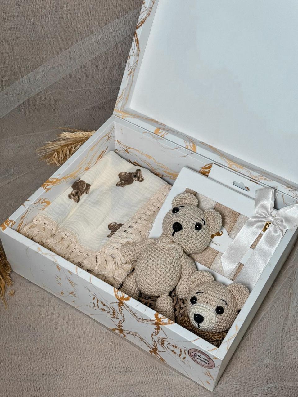 Caja Regalo Oso Mediano y Toallitas