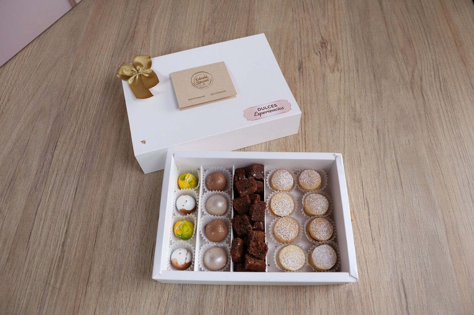 Caja Essence
